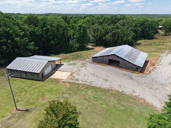 5th image of 3360 Ebenezer Rd
