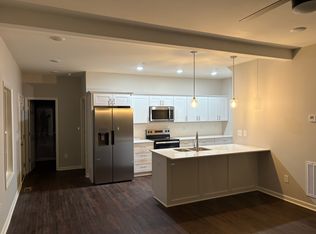 1914 Cherry St, Columbia, TN 38401