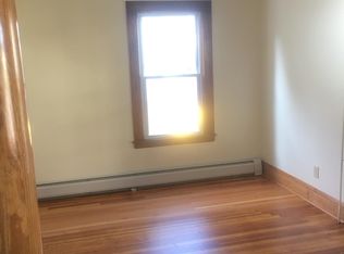 16 Hartford Ave, Enfield, CT 06082