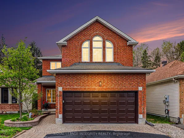 1549 Bonneville Cres, Ottawa, ON K1C 7M9