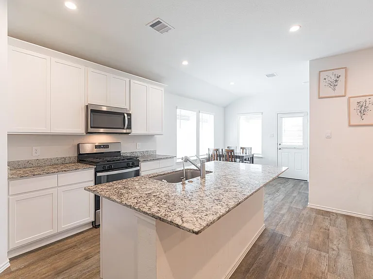 4318 Freya Pointe Dr — Photo 5