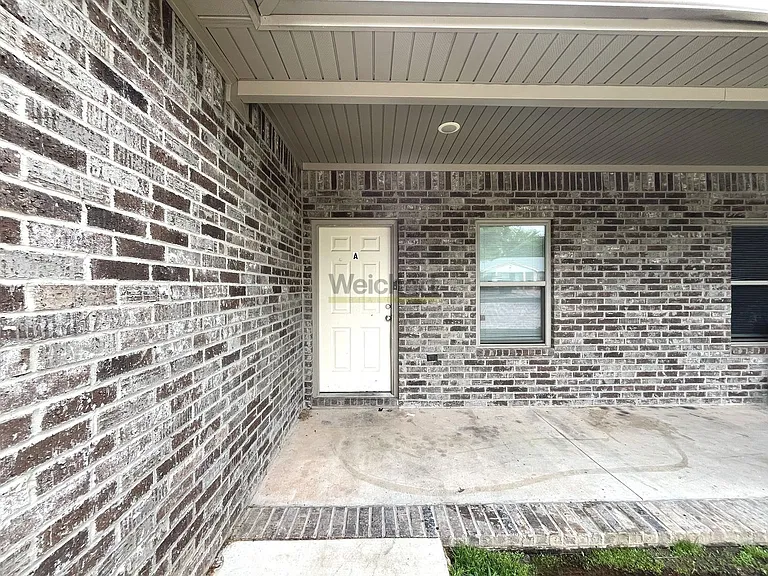 719 N 5th St — Photo 1
