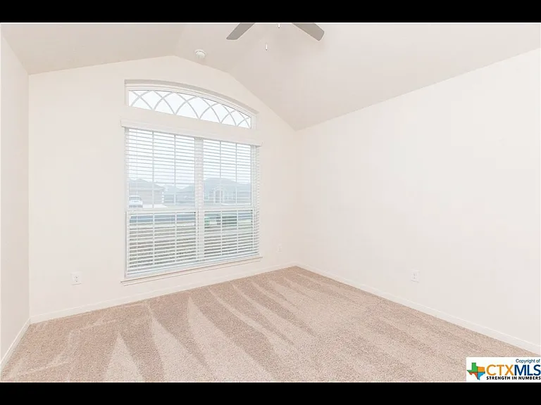 6806 Black Springs Dr — Photo 4