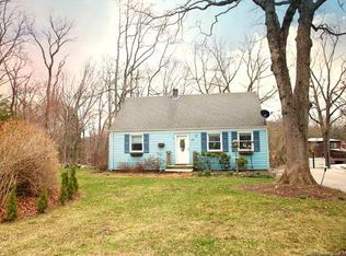 66 Manor Rd, Oakdale, CT 06370