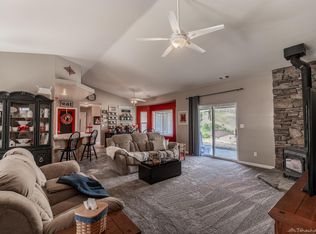 22550 Shenandoah Pl, Tehachapi, CA 93561