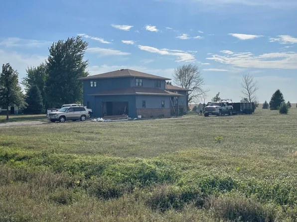 14960 320th St, Treynor, IA 51575