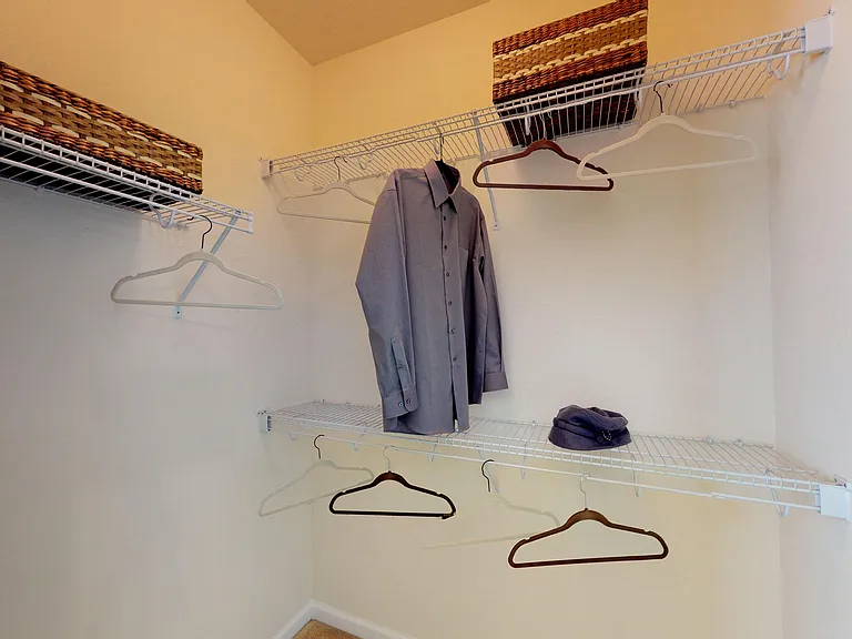 Clairmont at Hillandale — Photo 26