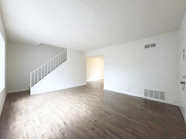 2132ViaCaminoVerde — Photo 3