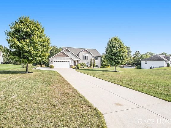 3rd image of 8742 Big Bend Ct
