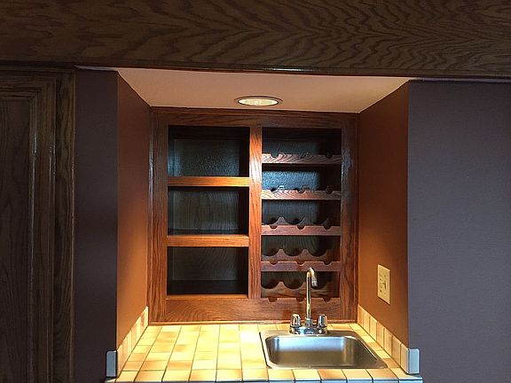 5th image of 3621 Garnet St APT 4