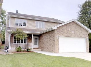 417 Lindley Ave, Westmont, IL 60559