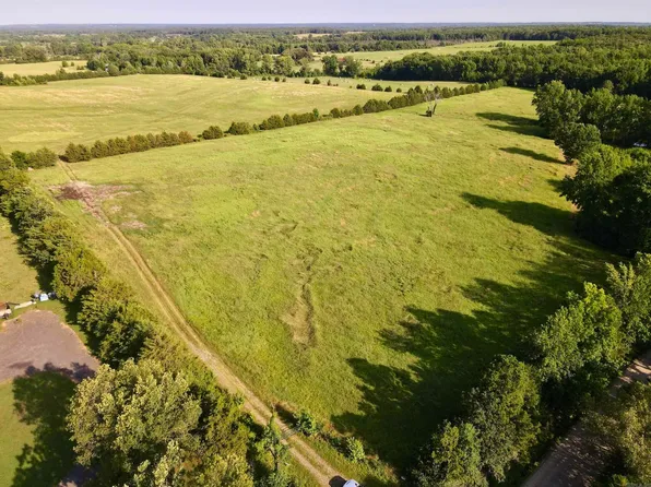 (undisclosed Address), Rose Bud, AR 72137