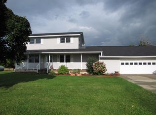 18743 Bishop Rd, Chesaning, MI 48616