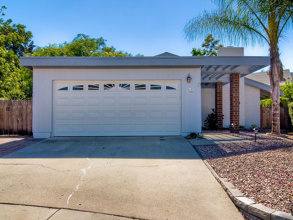 1st image of 17040 Capilla Pl