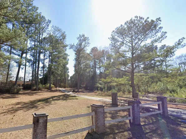 6385 Rockland Rd, Lithonia, GA 30038