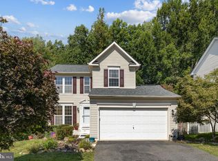 17 Emerald Dr, Fredericksburg, VA 22406