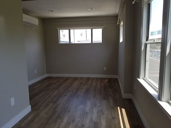 5th image of 1236 W 22nd St #C