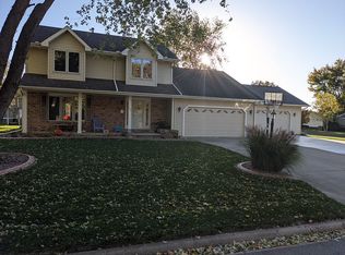 458 Idlewhile Dr, Farmington, IL 61531