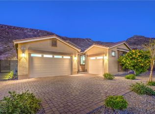 420 Oakey Crest Ridge St, Henderson, NV 89012
