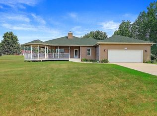 1016 Eagle Lane, Poynette, WI 53955