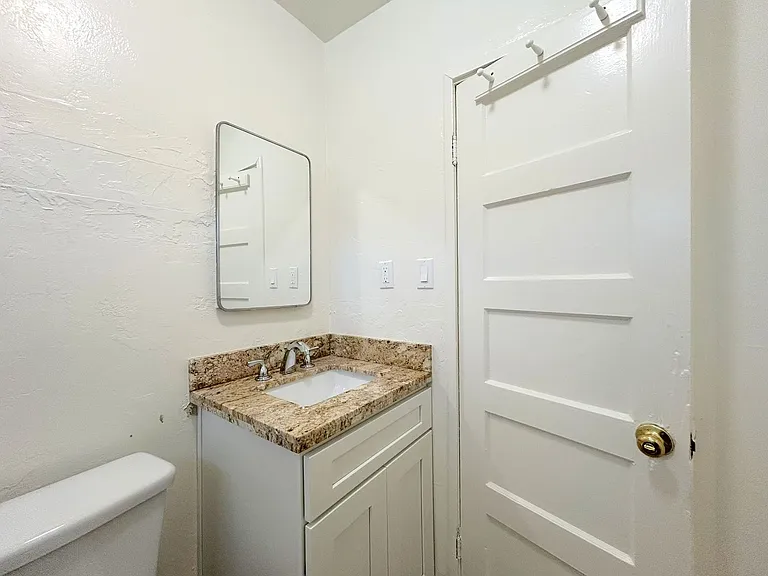 1115 Herald St — Photo 11