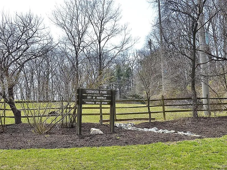 328 W Edmonston Dr — Photo 23