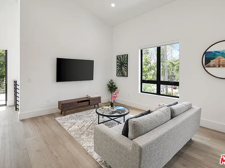 1236 N Spaulding Ave #1 — Photo 12