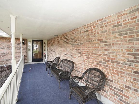 3rd image of 8750 Sugarcreek Point