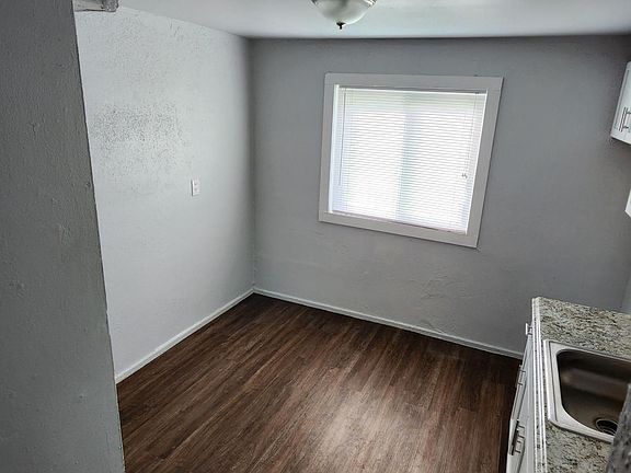 4th image of 31504 Allegan Ct