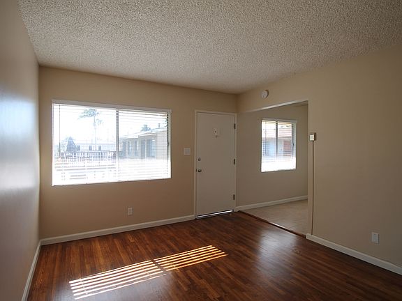 4th image of 516 Ohio Ave APT B