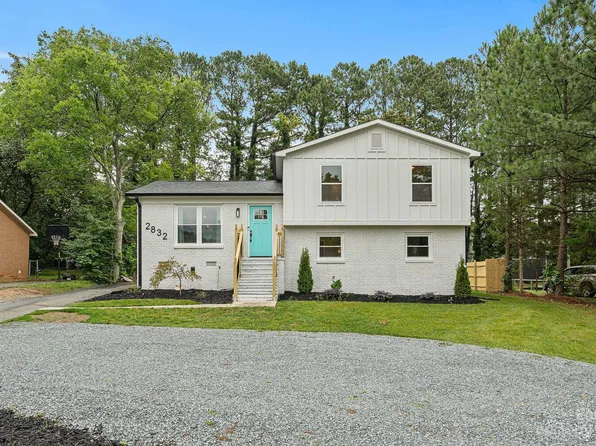 2832 Meadowcliff Dr, Charlotte, NC 28215