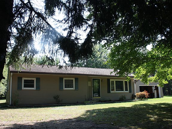 4th image of 1807 W River Rd