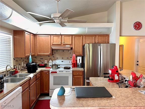 5th image of 4128/4130 Santa Barbara Blvd Unit 1-2