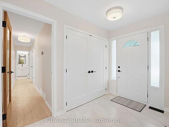 5th image of 36 Beverly St