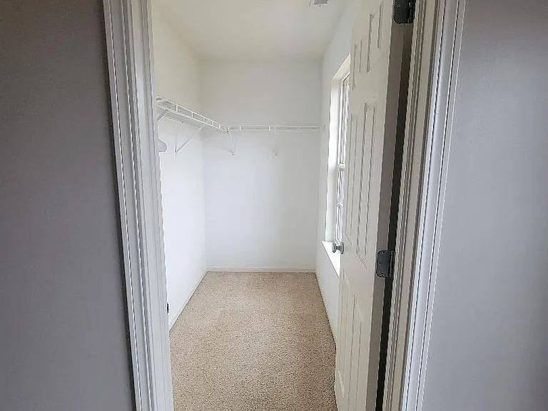 130 Jackson St — Photo 10
