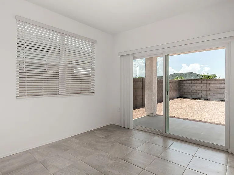 103 S Collier Ln — Photo 10