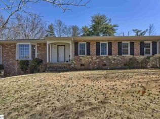 202 Brookwood Dr, Greer, SC 29651