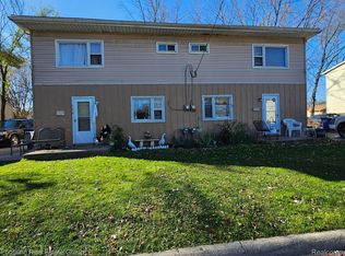 32329 Kalamazoo St, Westland, MI