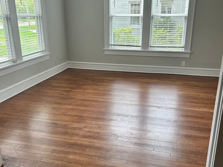 350 Ockley Dr — Photo 6