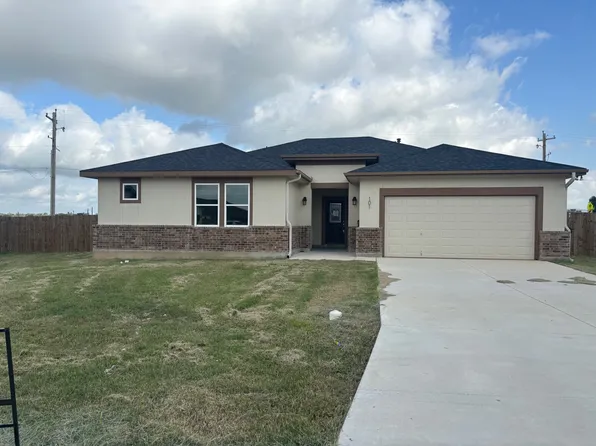 101 Growers Ave, Poteet, TX