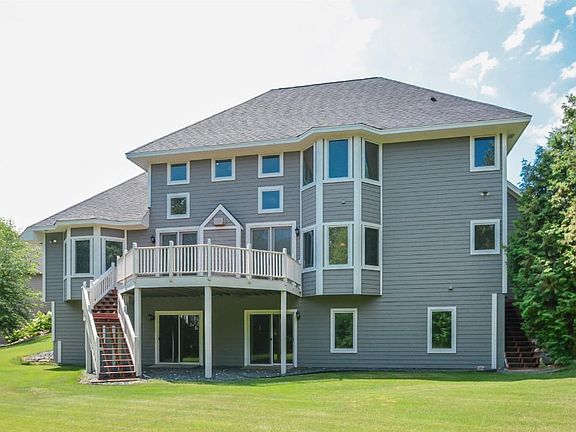 2nd image of 8062 Enclave Cir