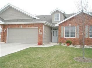 9113 W 107th Ln, Saint John, IN 46373