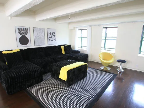 270 East Highland AVENUE #516, Milwaukee, WI 53202