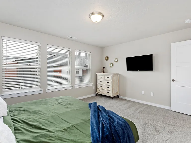 471 N Tessa Ln — Photo 21