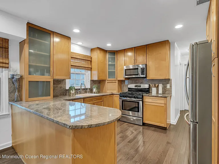 2912 Logan Rd — Photo 4