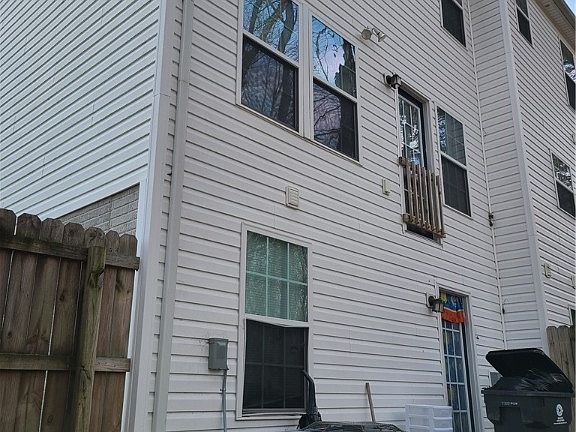 5th image of 5912 Bardot Ct