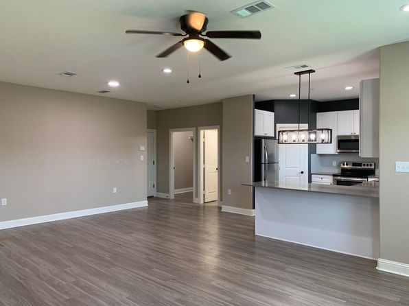 1011 Debby Ct