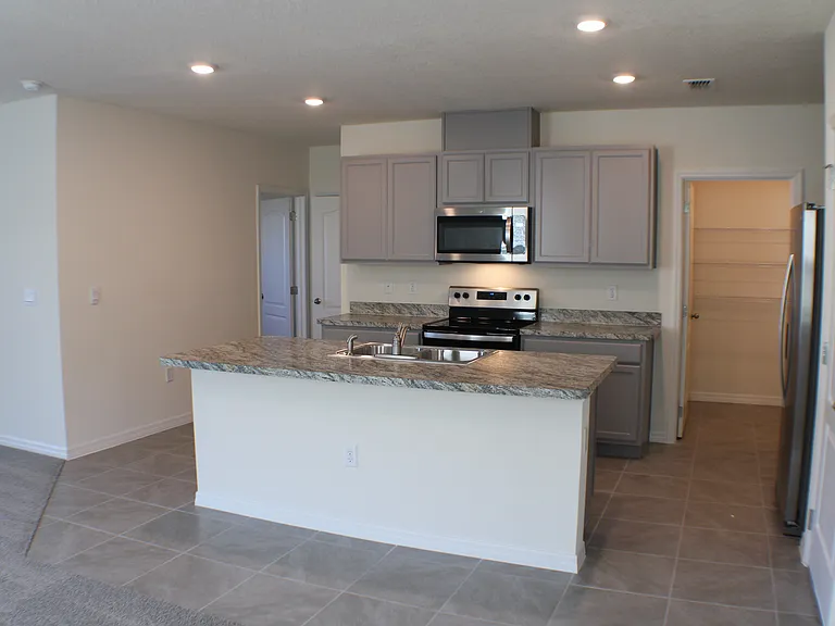 1419 Glenrise Ct — Photo 7
