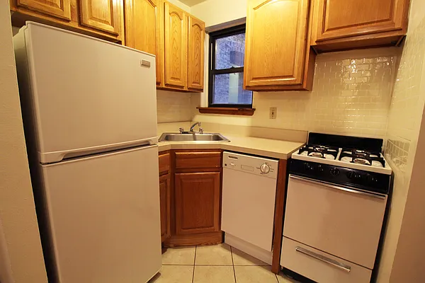 Rented by Guidance Realty Corp. | media 30