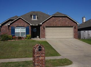 5213 S Skylane Dr W, Sand Springs, OK 74063